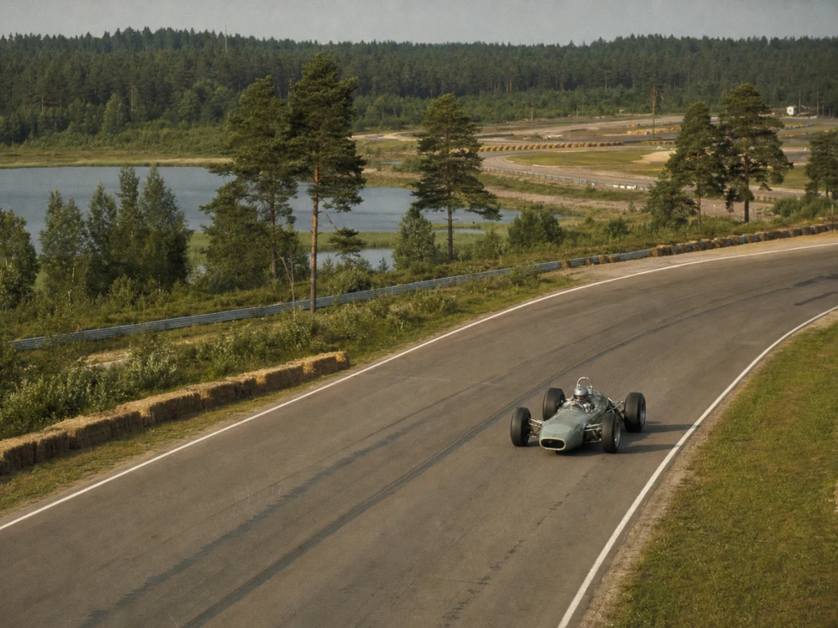Banmiljö som illustrerar formel 1-historien i Sverige